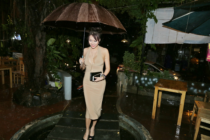 phi thanh van dien xe sau