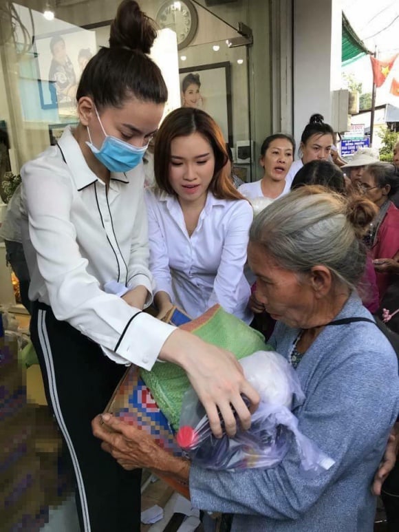 ho ngoc ha (1)