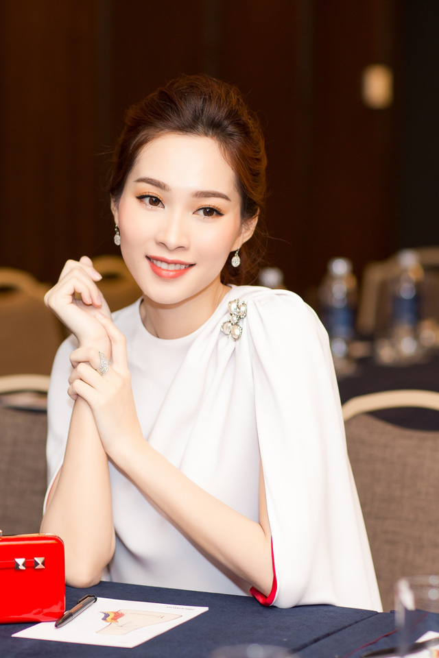 hoa hau dang thu thao (4)