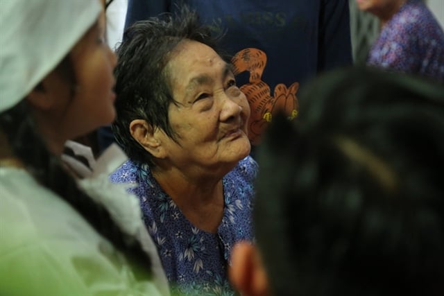 me nghe si khanh nam (3)