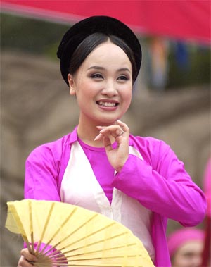 thi mau thu huyen (2)