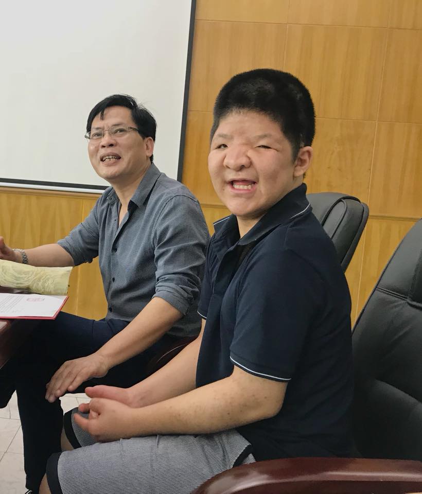 dien vien quoc tuan va bo