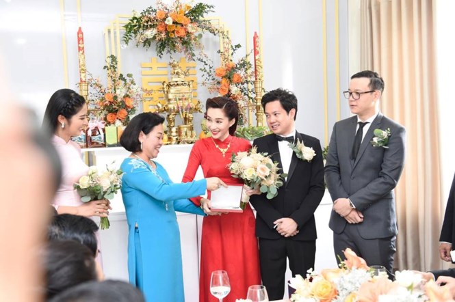 hoa hau dang thu thao (2)