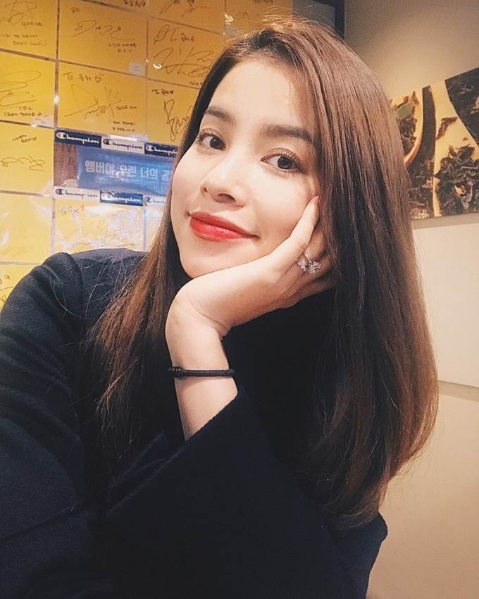 hoa hau pham huong phunut