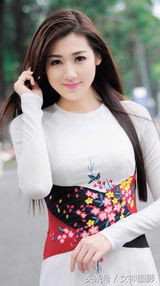 a hau tu anh duoc so sanh