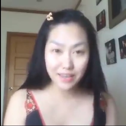 phi thanh van khoe mat mo