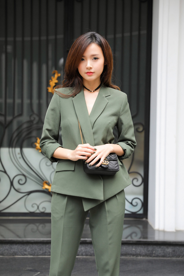 midu xuat hien sau on ao 