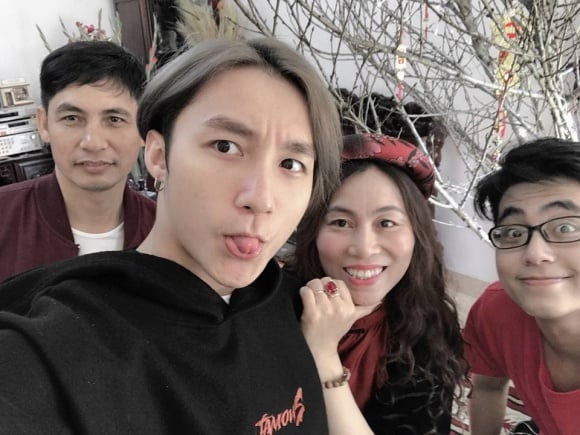 me son tung mtp (1)