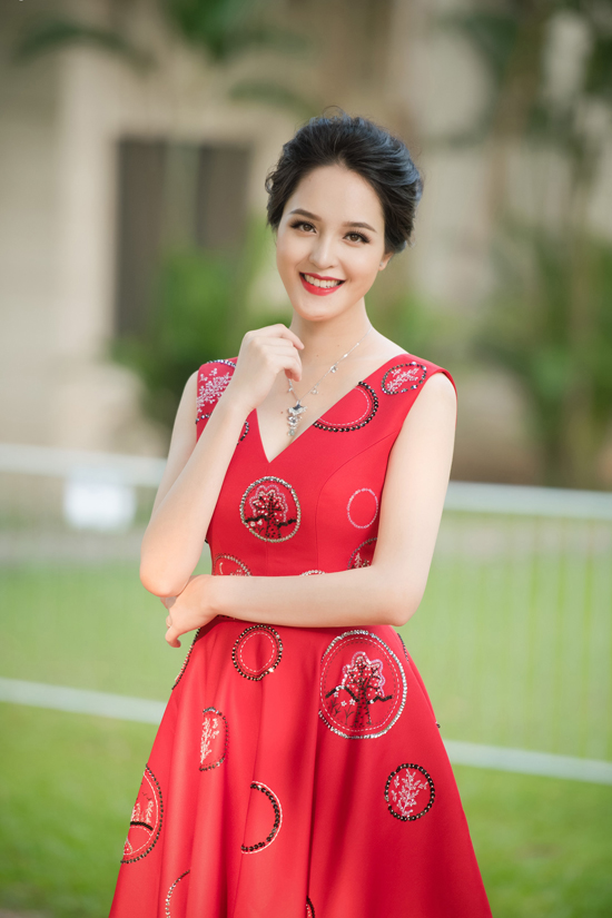 a hau hoang anh tai xuat 