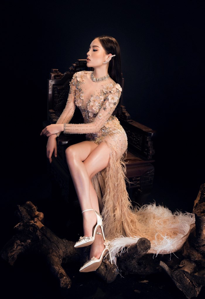 ha thu dung vay ao hoa hau ky duyen (9)
