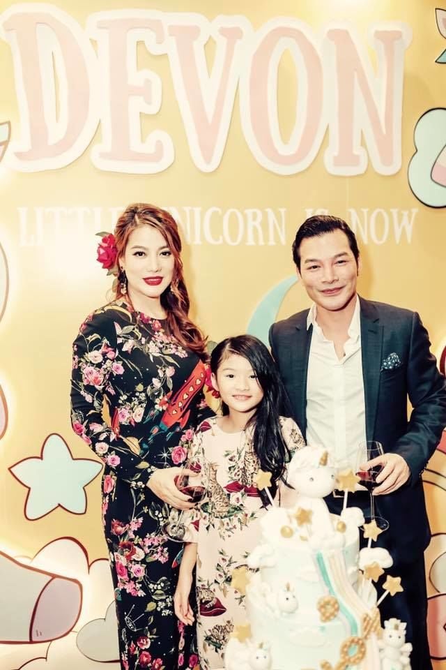 truong ngoc anh cung chong cu sinh nhat cho con gai (8)
