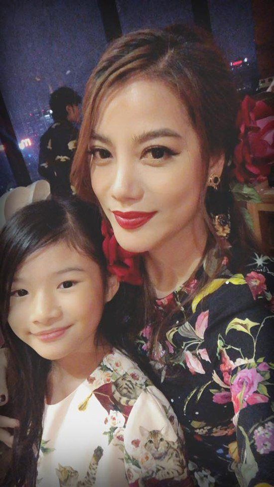 truong ngoc anh cung chong cu sinh nhat cho con gai (10)