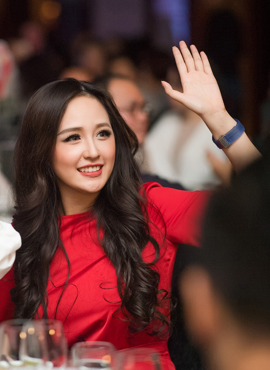 mai phuong thuy a hau tu 