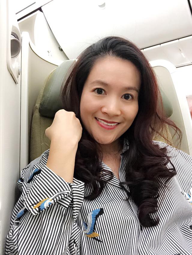 nhan sac khac la cua vo b