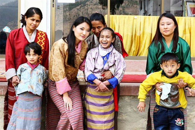 hoang hau tre nhat the gioi (21)