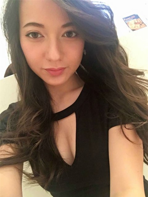 nhan sac xuan nghi (2)