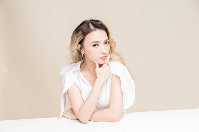 nhan sac xuan nghi (5)