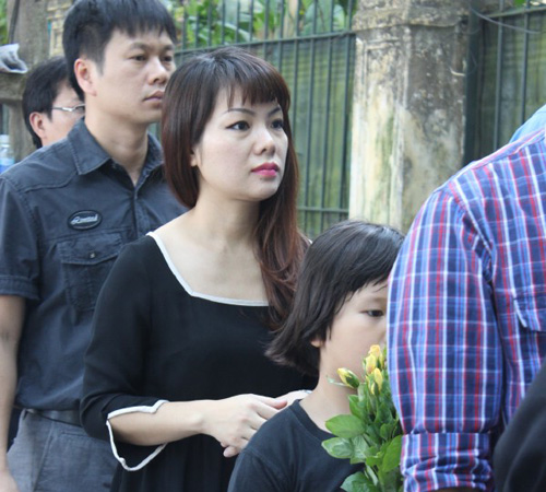 nhan sac mc bach duong (1