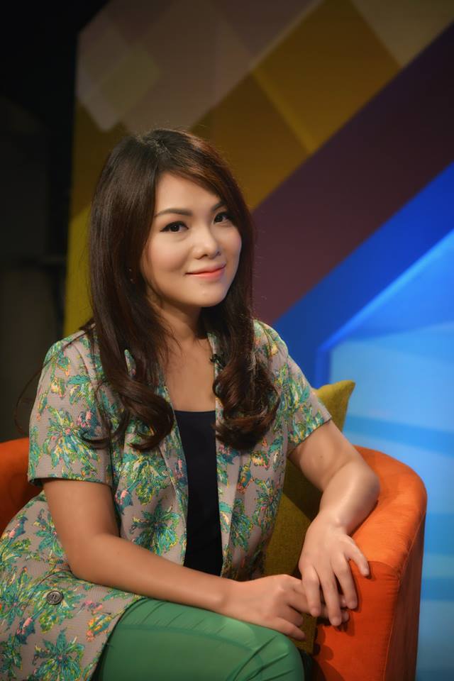 nhan sac mc bach duong (4