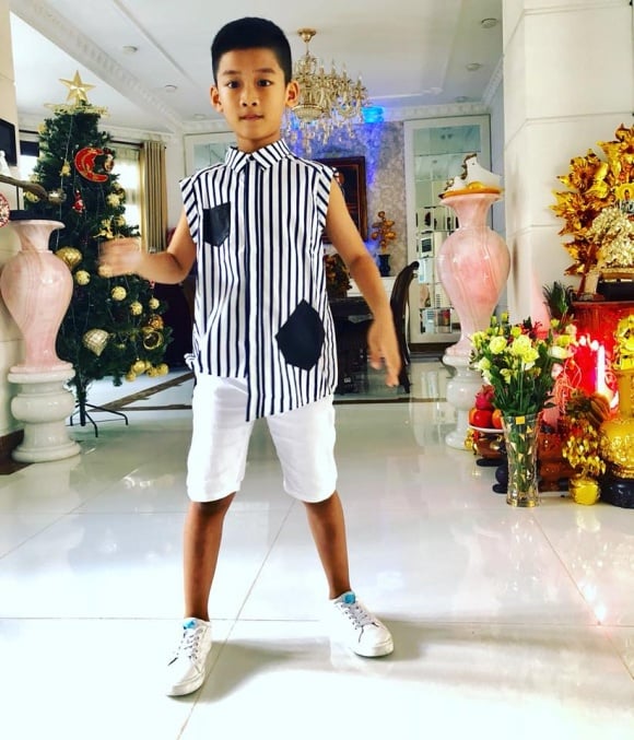 con trai le quyen (10)