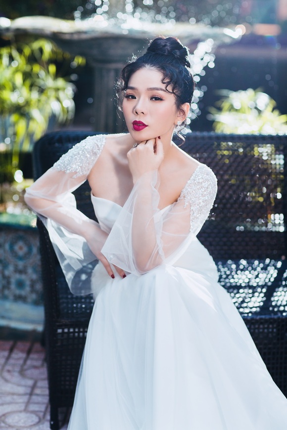 le quyen dien vay cuoi (1