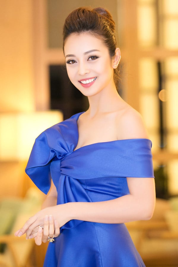 hoa hau jennier pham quang dung (1)
