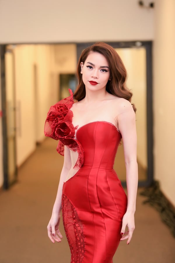 ho ngoc ha