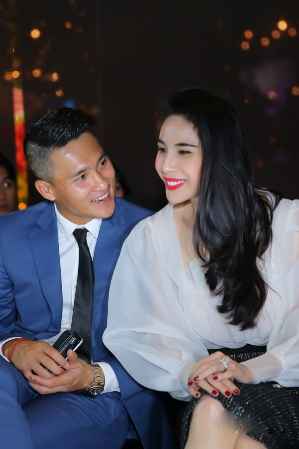thuy tien dien xuyen thau (7)