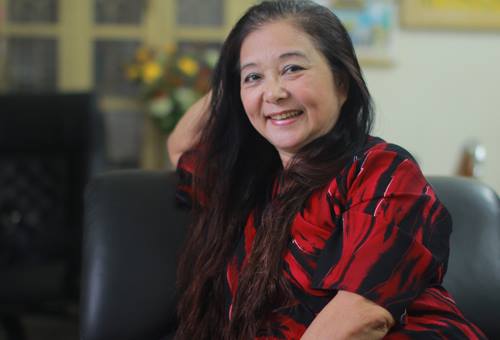 cuoc song cua ni co huyen trang trong biet dong sai gon (2)