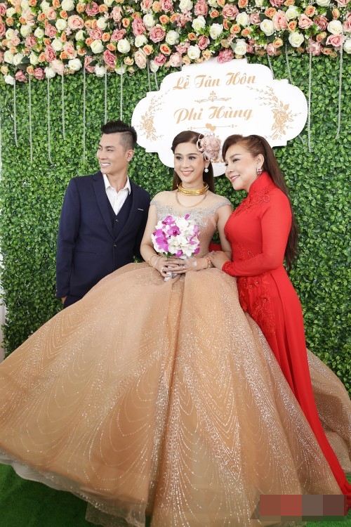 vay cuoi lam chi khanh (10)
