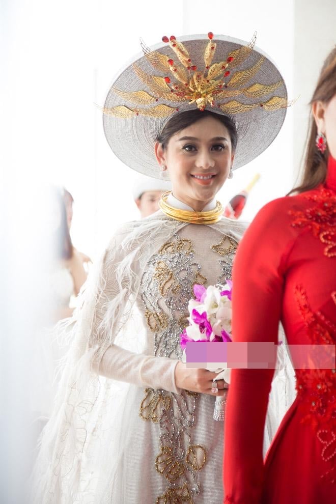 vay cuoi lam chi khanh (13)