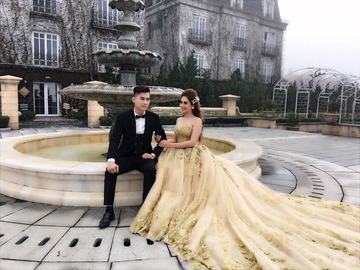 vay cuoi lam chi khanh (2)