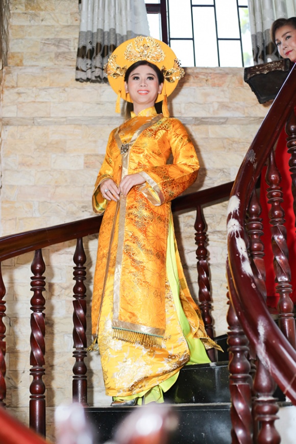 vay cuoi lam chi khanh (8)