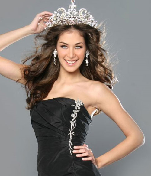 hoa hau Dayana Mendoza (9)