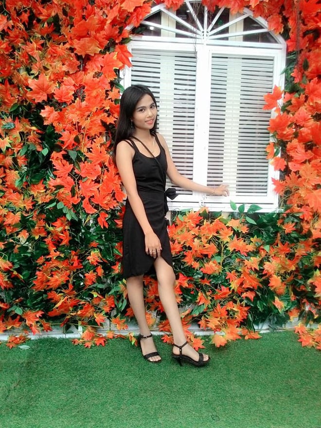 nhan sac em gai hoa hau hoan vu hhen nie (9)