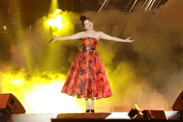 le quyen dung hang vay voi tang thanh ha (1)