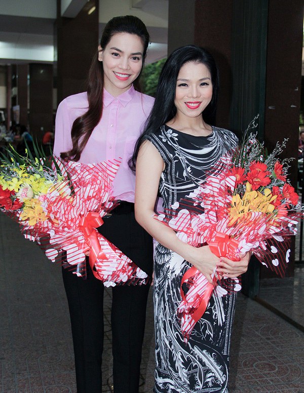 ho ngoc ha le quyen (1)