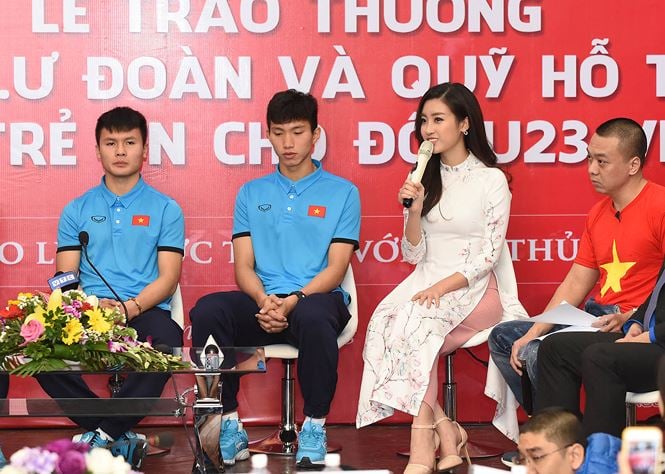 quang hai do my linh (4)