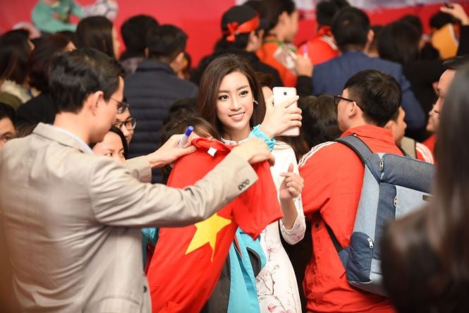 quang hai do my linh (2)