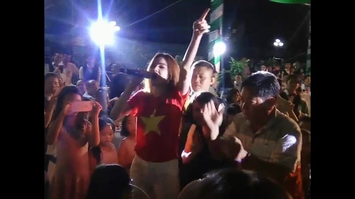 kim ly ho ngoc ha (3)
