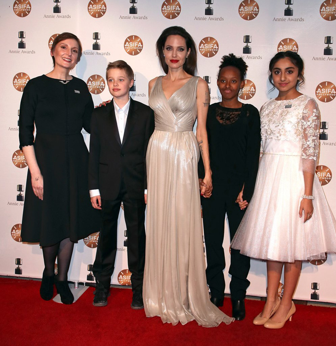 thoi trang angelina jolie (10)