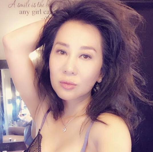 mc ky duyen tang qua doc cho ban trai (3)