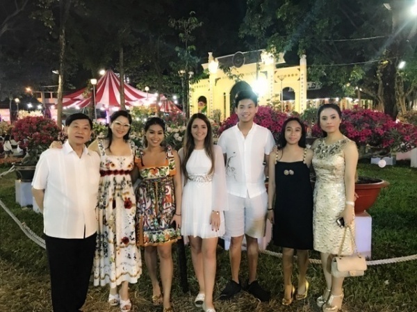 Đại Shbet111 slot, casino, thể thao, xổ số nhà chồng Hà Tăng đi du Xuân