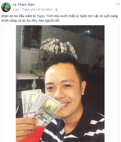 Ngọc Trinh lì xì lên đến 22 triệu đồng cho một người bạn đồng nghiệp.