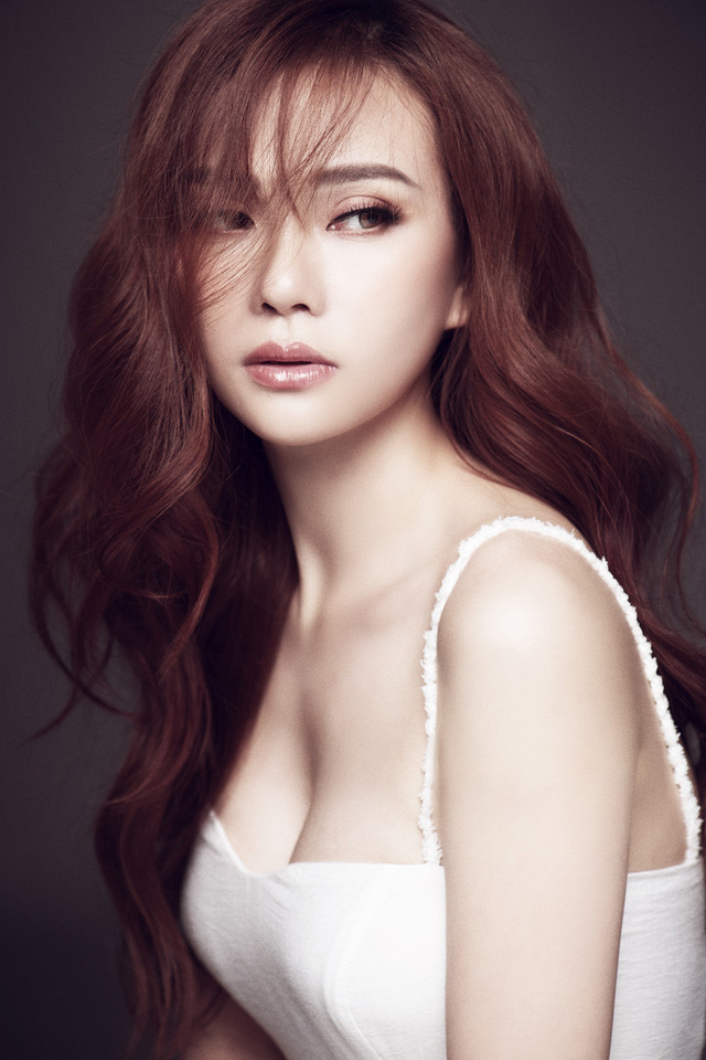 thu thuy sau ly hon chong dai gia (1)