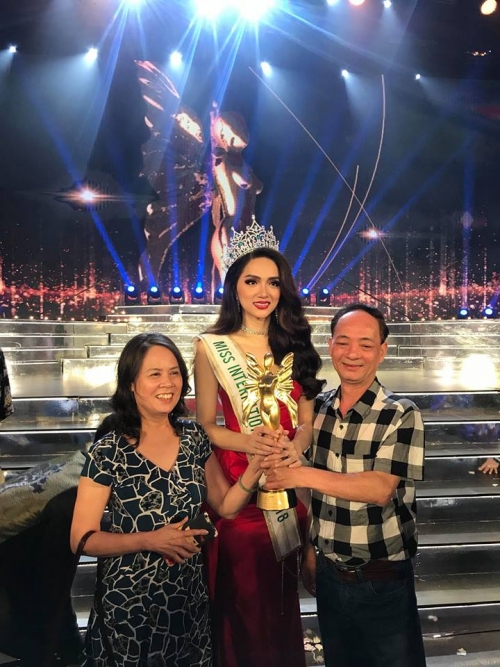 huong giang dang quang hoa hau (2)