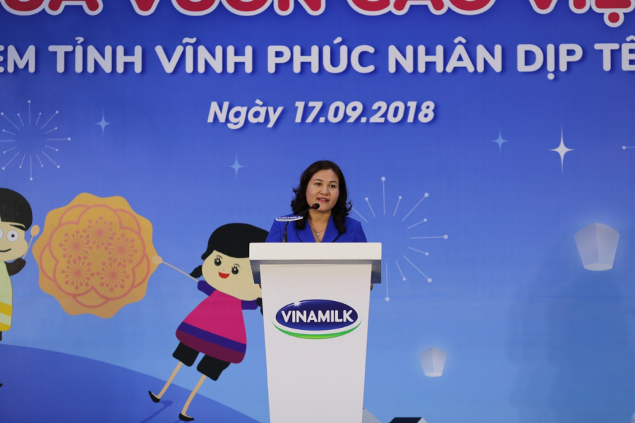 Bà Nguyễn Thị Hà - Thứ trưởng Bộ Lao động - Thương Binh và Shbet111 phiên bản mới phát biểu tại sự kiện