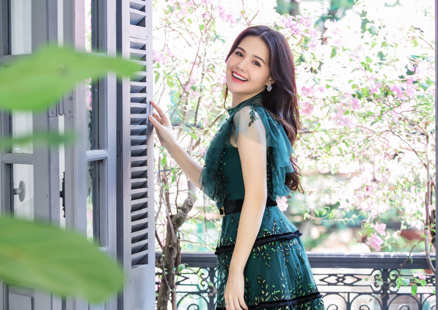 Phanh Lee sở hữu nụ cười tỏa sáng