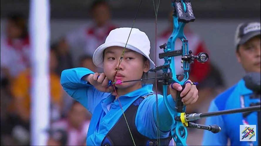 hot-girl-ban-cung-mang-huy-chuong-sea-games-dau-tien-cho-vn