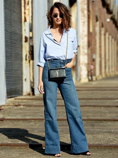 Quần jeans ống loe chắc chắc sẽ là item không thể thiếu trong tủ đồ của các bạn trẻ    